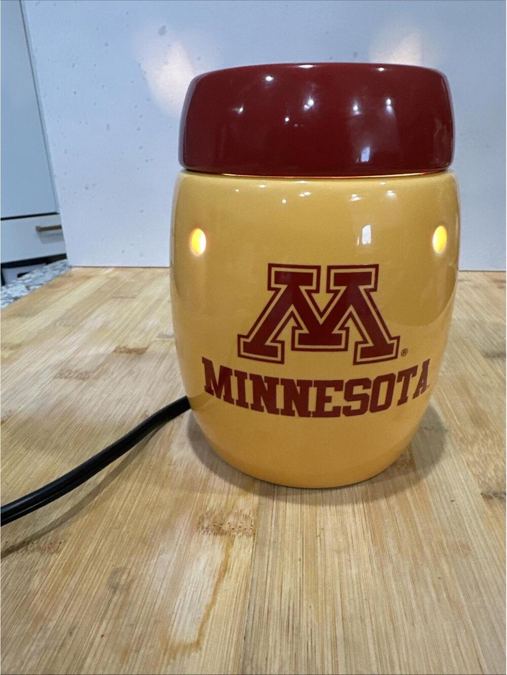 Scentsy University of Minnesota "U of M" Full Wax Warmer Campus Golden Gophers*